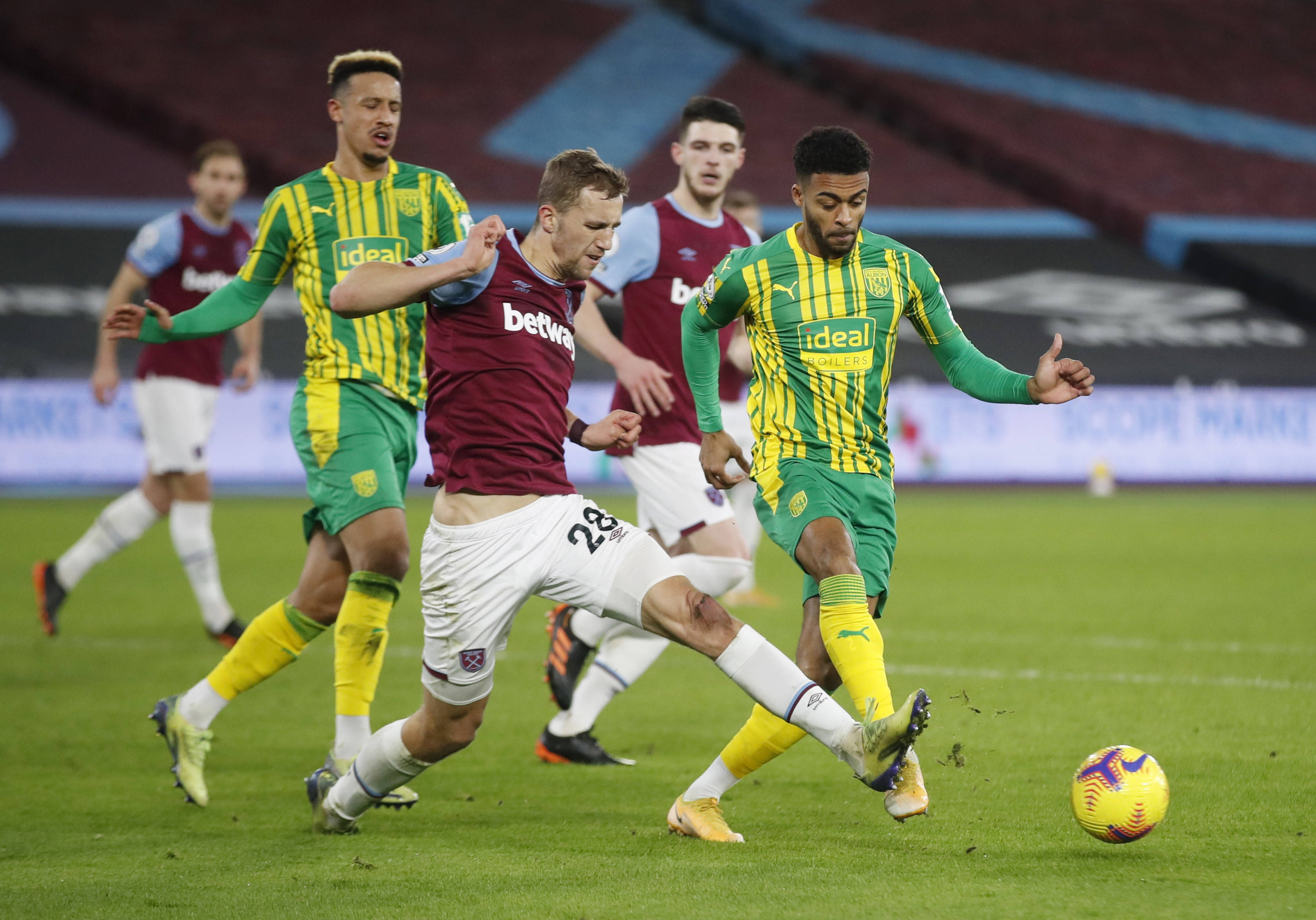 厄齐尔在皇 厄齐尔在皇